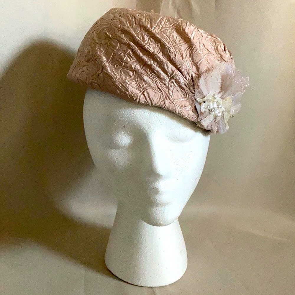 Woman’s Vintage 1960’s Hat